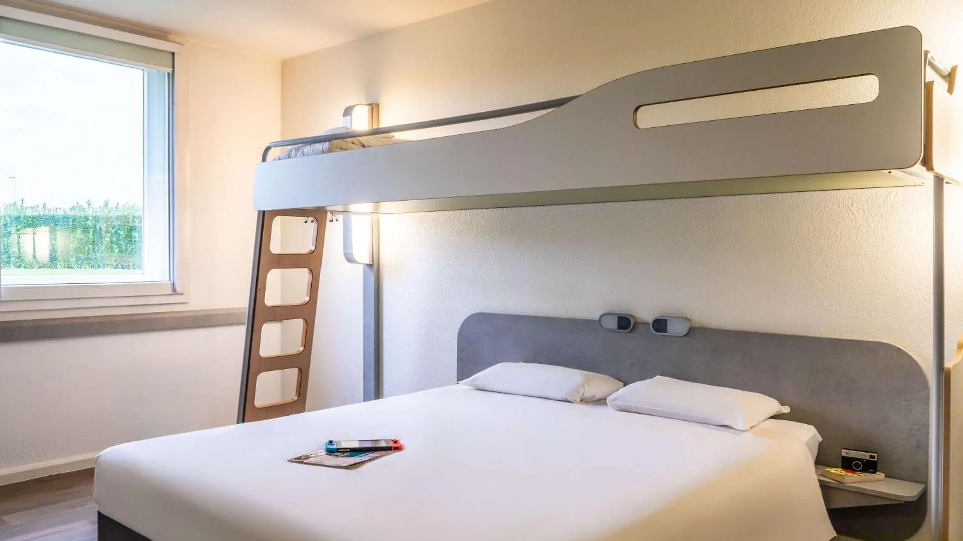 Ibis Budget Roissy Cdg Paris Nord 2 Otel 2*, Roissy-en-France